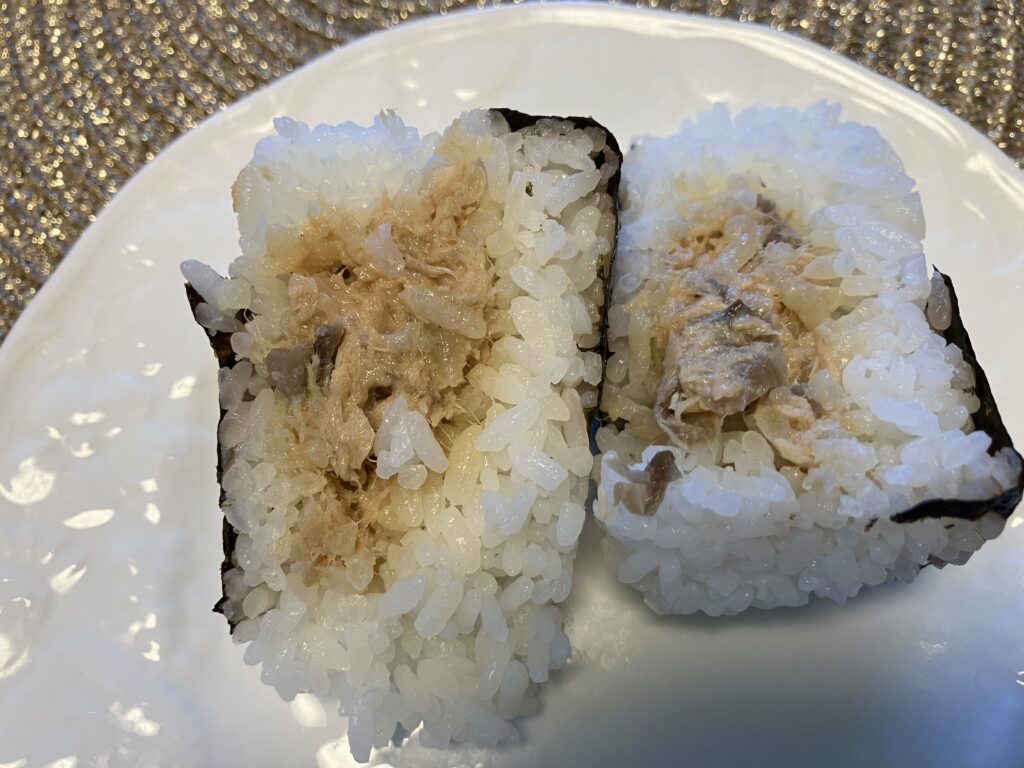   一本釣®近海まぐろのツナ いぶりがっこ入り中味