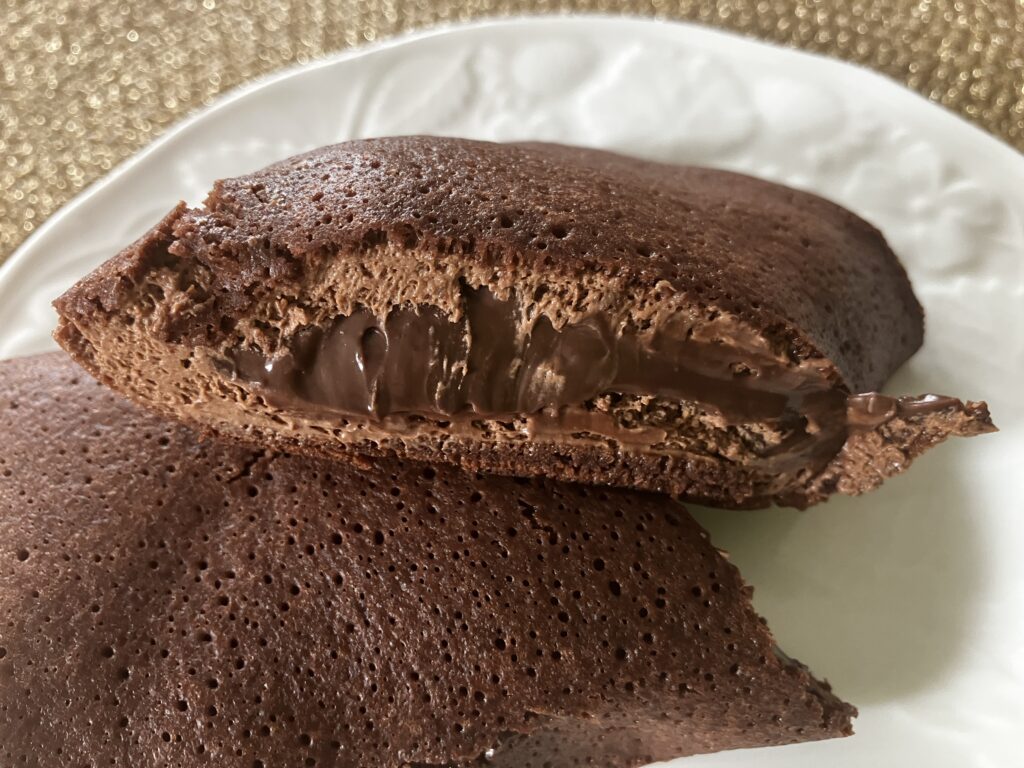 ローソンくちどけショコラクレープチョコホイップクリーム