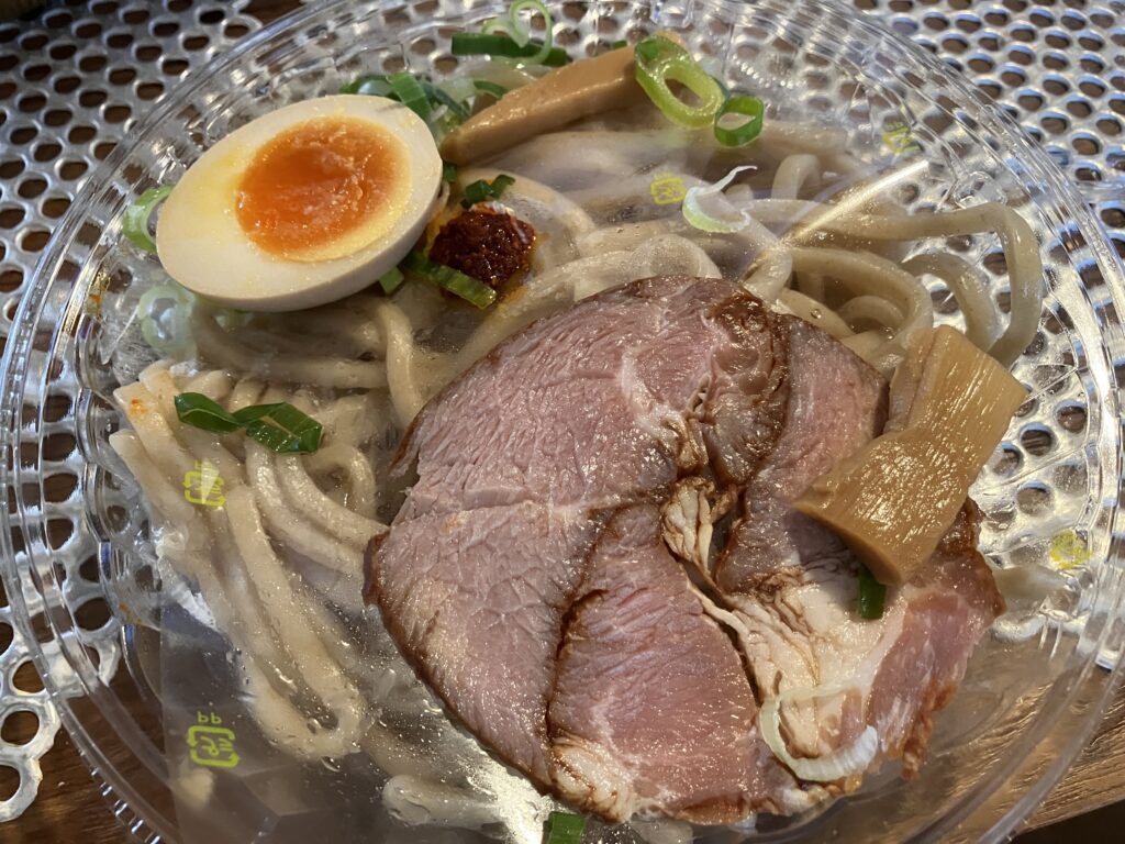 とみ田監修 濃厚豚骨魚介冷しつけ麺肩ロース
